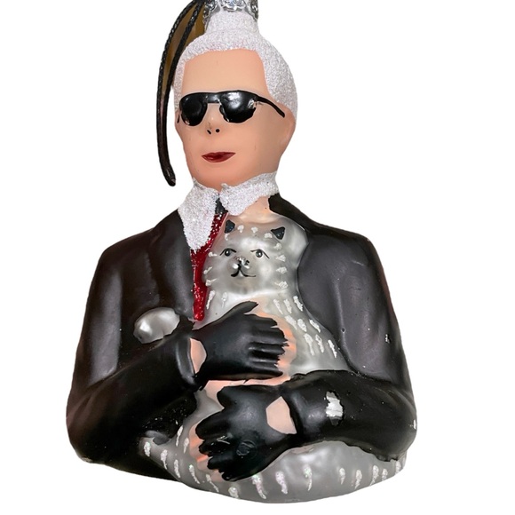 KARL LAGERFELD & His Cat Glass Blown Christmas Ornament NWT - Picture 2 of 6
